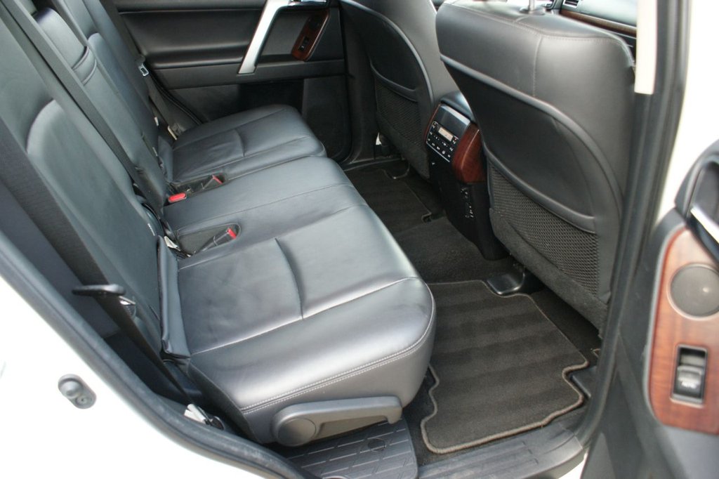 Used Toyota Land Cruiser 2017 for sale - 77249775: Photo 50