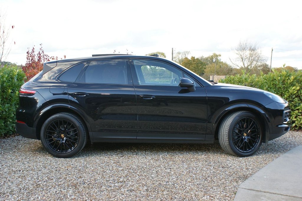 Used Porsche Cayenne 2021 for sale - 77249933: Photo 11