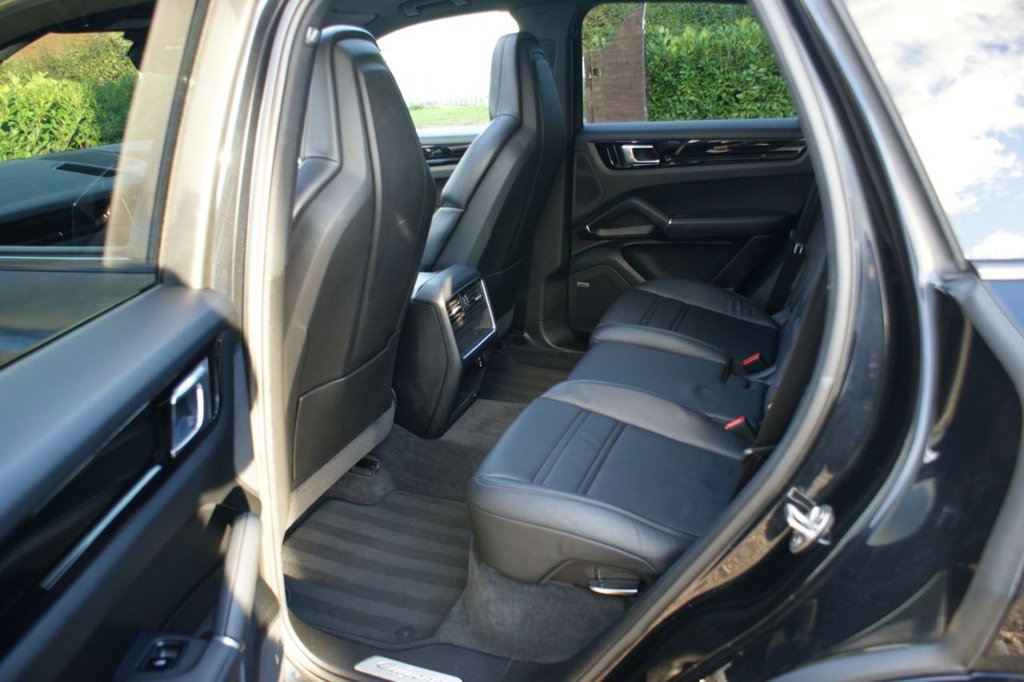 Used Porsche Cayenne 2021 for sale - 77249933: Photo 32