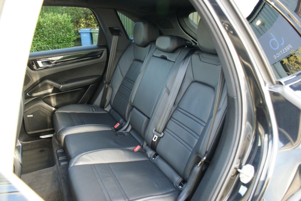 Used Porsche Cayenne 2021 for sale - 77249933: Photo 37