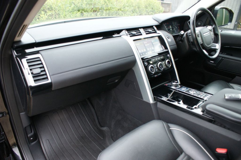 Used Land Rover Discovery 2018 for sale - 77452296: Photo 30