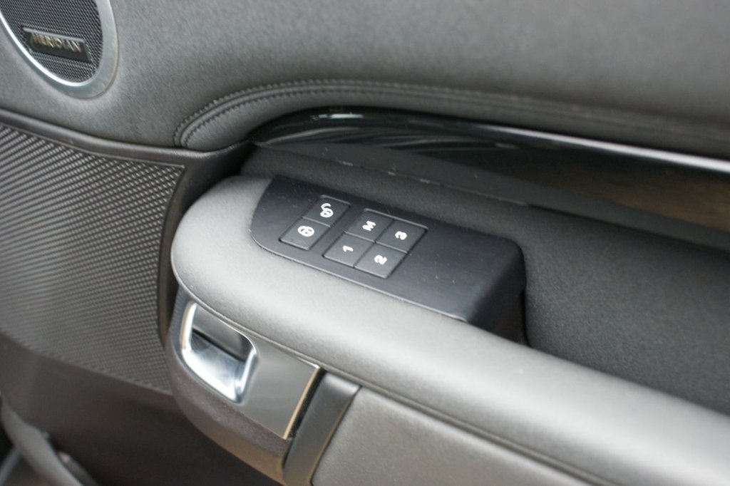 Used Land Rover Discovery 2018 for sale - 77452296: Photo 45