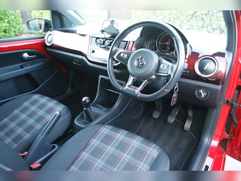 Used Volkswagen up! 2019 for sale - 77249810: Photo