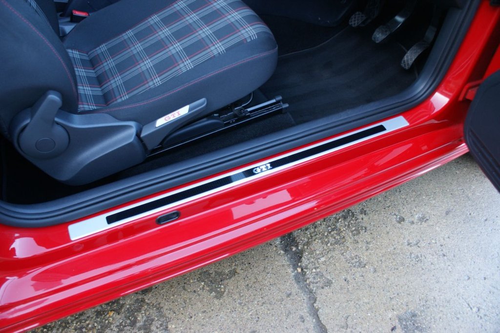 Used Volkswagen up! 2019 for sale - 77249810: Photo 41