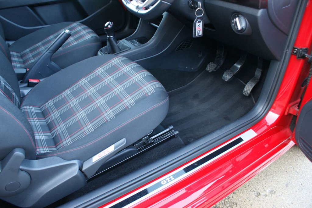 Used Volkswagen up! 2019 for sale - 77249810: Photo 43