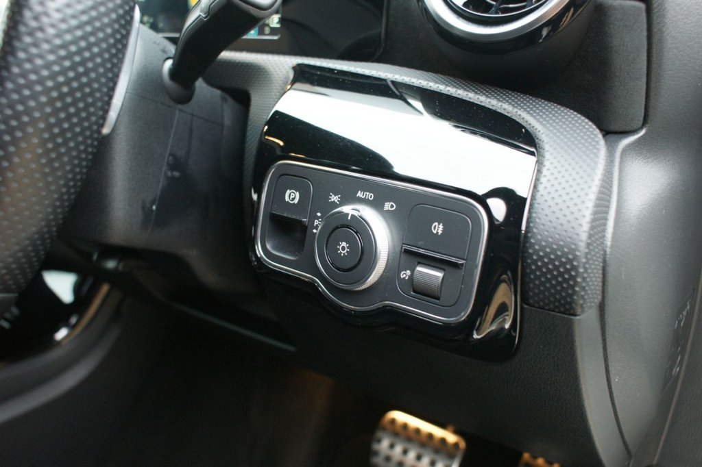 Used Mercedes-Benz A-Class 2018 for sale - 77249940: Photo 38