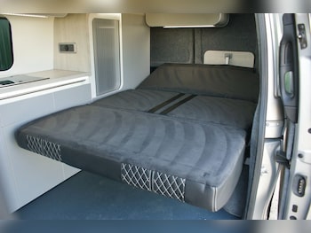 Used Mercedes-Benz Vito 2018 for sale - 77765438: Photo