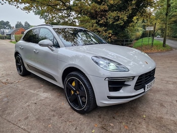 Porsche - Macan