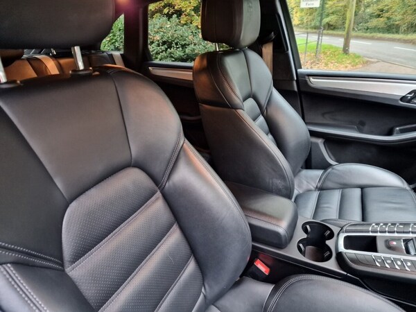 Used Porsche Macan 2019 for sale - 76323281: Photo 26