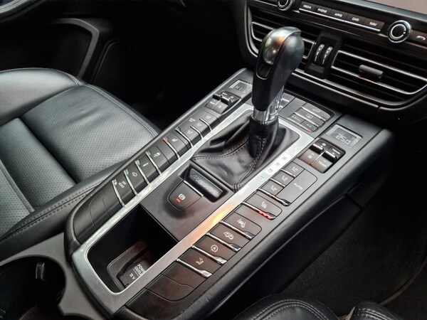Used Porsche Macan 2019 for sale - 76323281: Photo 37