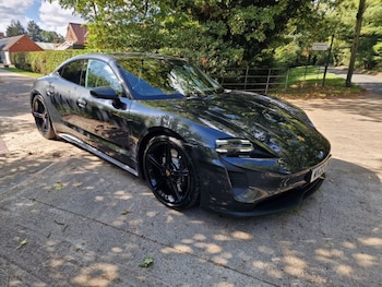 Used Porsche Taycan 2022 for sale - 76323025: Photo