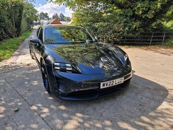 Used Porsche Taycan 2022 for sale - 76323025: Photo