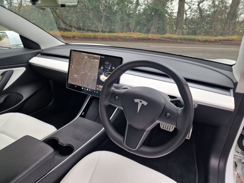 Used Tesla Model 3 2020 for sale - 76547116: Photo 24
