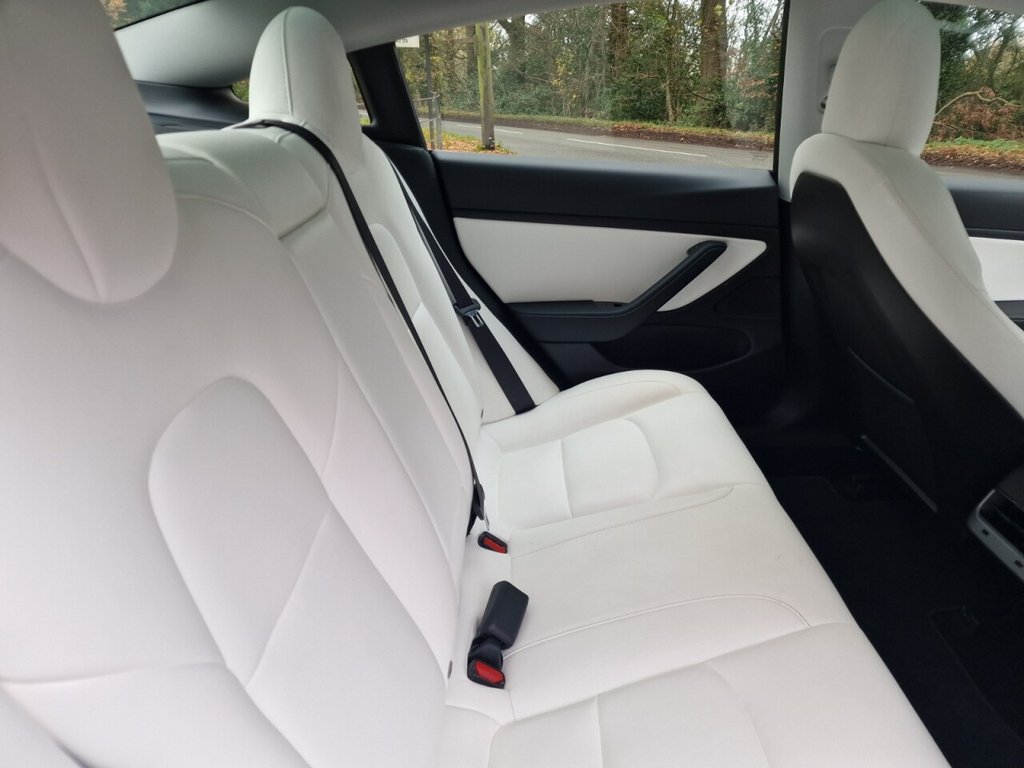 Used Tesla Model 3 2020 for sale - 76547116: Photo 27