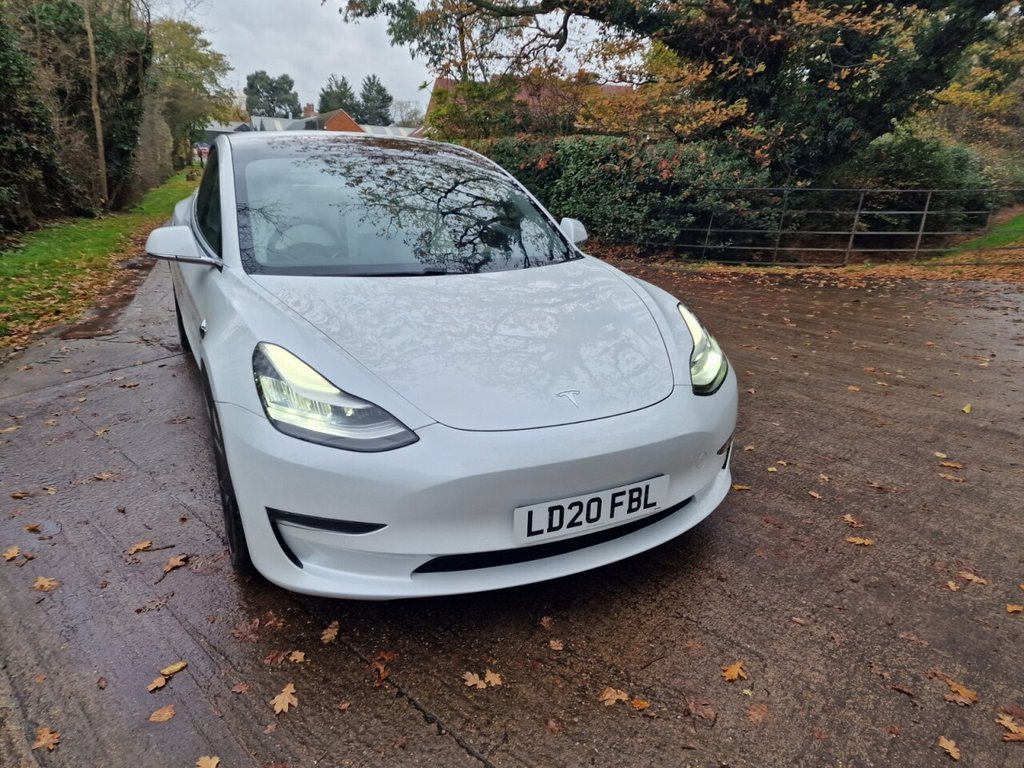 Used Tesla Model 3 2020 for sale - 76547116: Photo 4