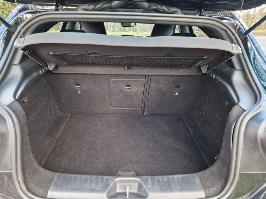 Used Mercedes-Benz A-Class 2018 for sale - 76784190: Photo 29