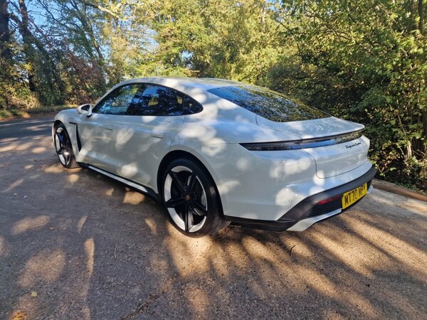 Used Porsche Taycan 2020 for sale - 76323144: Photo 10