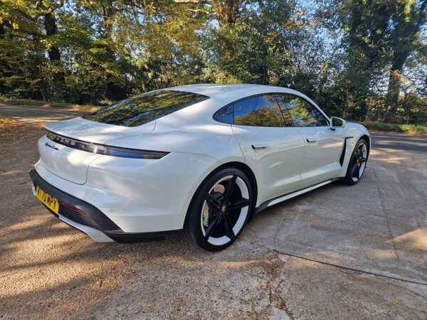 Used Porsche Taycan 2020 for sale - 76323144: Photo 15