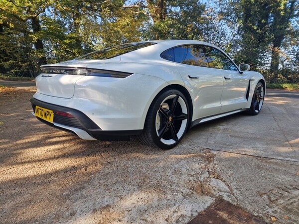 Used Porsche Taycan 2020 for sale - 76323144: Photo 17
