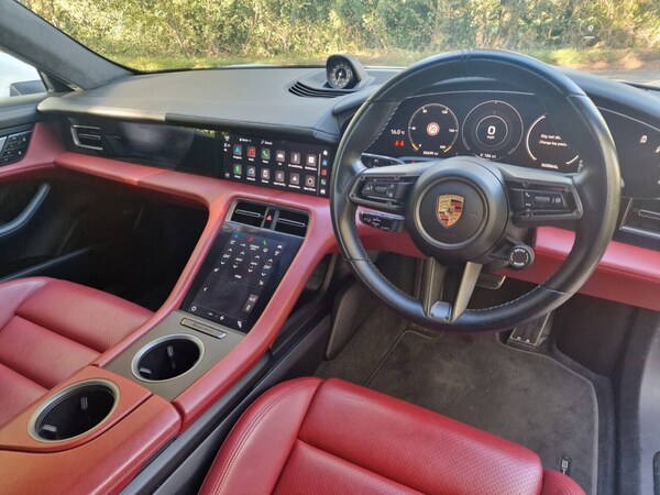 Used Porsche Taycan 2020 for sale - 76323144: Photo 27