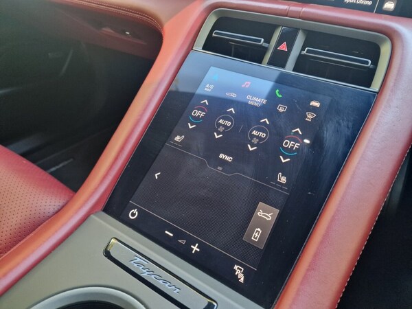 Used Porsche Taycan 2020 for sale - 76323144: Photo 43