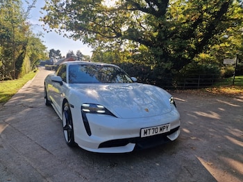 Used Porsche Taycan 2020 for sale - 76323144: Photo