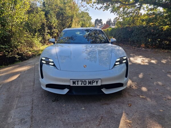 Used Porsche Taycan 2020 for sale - 76323144: Photo 5