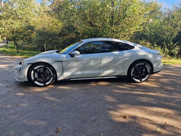 Used Porsche Taycan 2020 for sale - 76323144: Photo 9