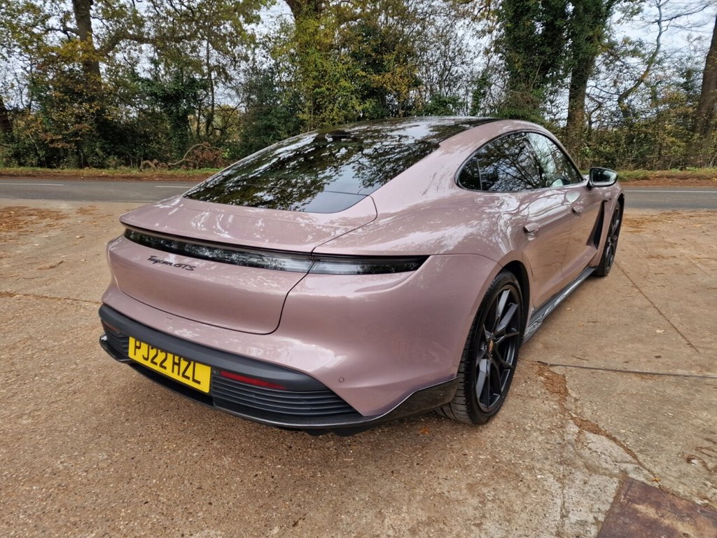 Used Porsche Taycan 2022 for sale - 76323652: Photo 14