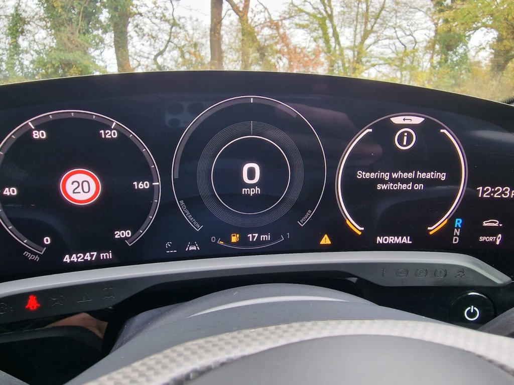 Used Porsche Taycan 2022 for sale - 76323652: Photo 50