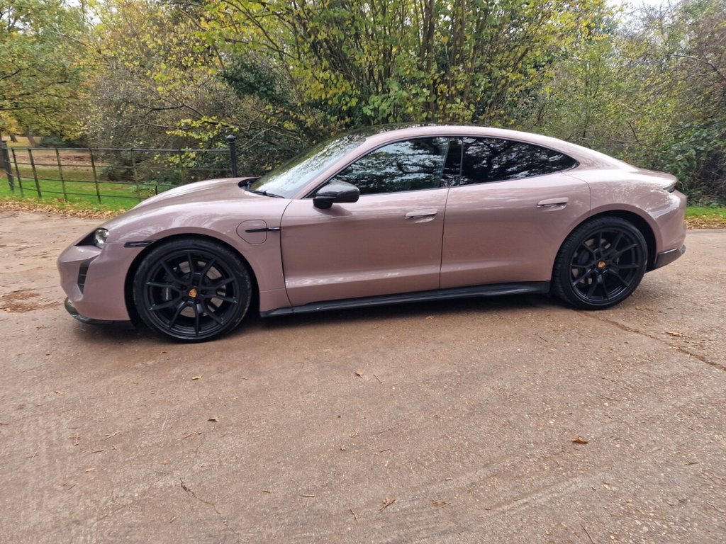 Used Porsche Taycan 2022 for sale - 76323652: Photo 9