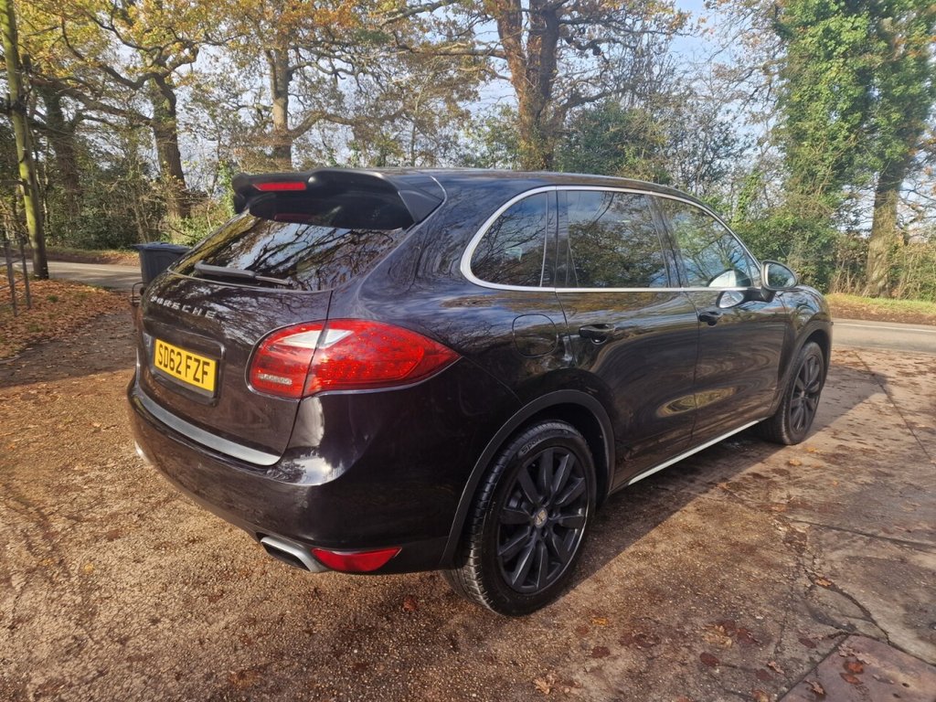 Used Porsche Cayenne 2012 for sale - 76559299: Photo 15
