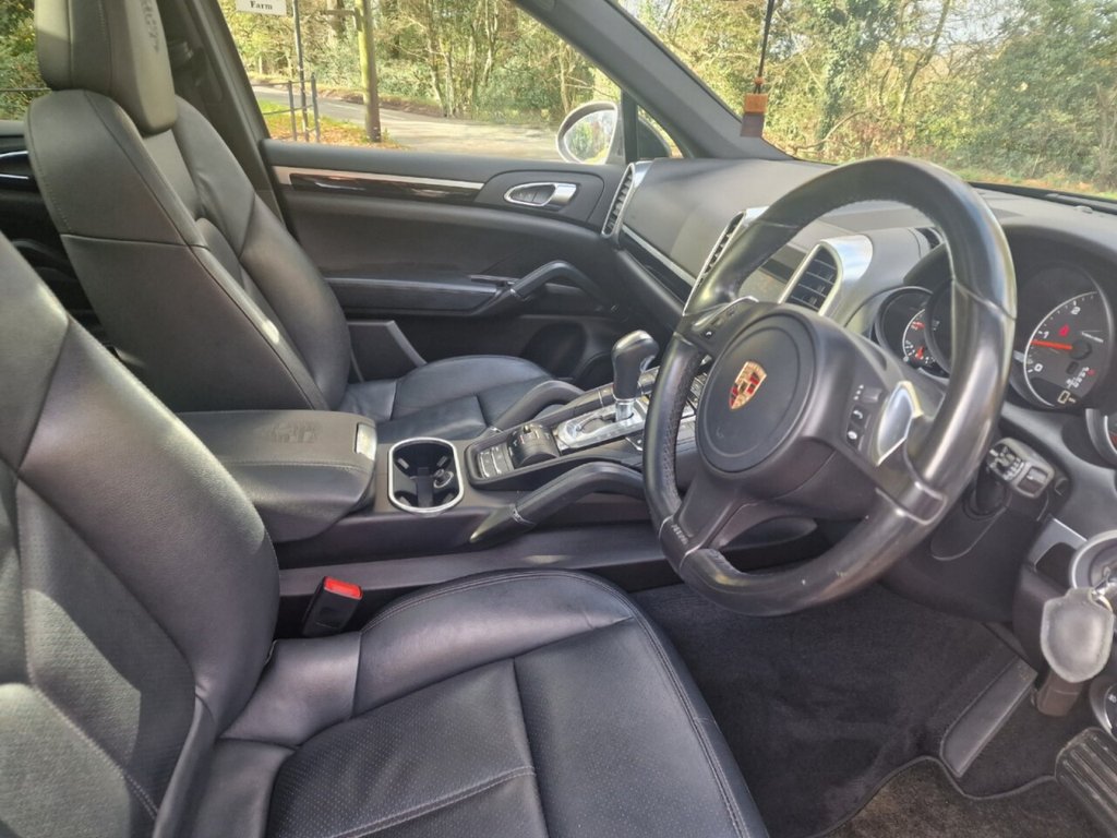 Used Porsche Cayenne 2012 for sale - 76559299: Photo 18