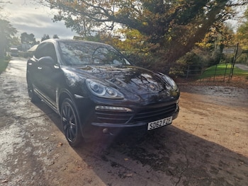 Used Porsche Cayenne 2012 for sale - 76559299: Photo