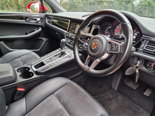 Used Porsche Macan 2020 for sale - 76323269: Photo 22