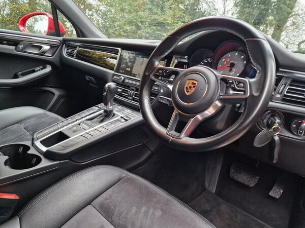 Used Porsche Macan 2020 for sale - 76323269: Photo 26