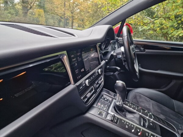Used Porsche Macan 2020 for sale - 76323269: Photo 33