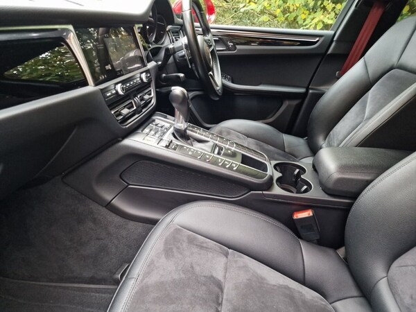 Used Porsche Macan 2020 for sale - 76323269: Photo 34