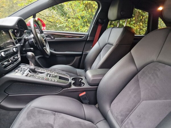 Used Porsche Macan 2020 for sale - 76323269: Photo 35