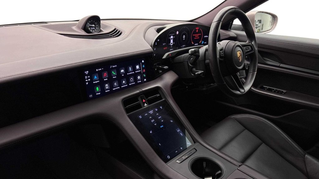 Used Porsche Taycan 2021 for sale - 76445866: Photo 4