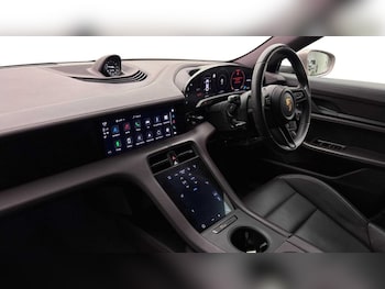 Used Porsche Taycan 2021 for sale - 76445866: Photo