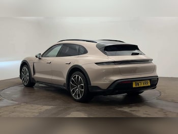 Used Porsche Taycan 2021 for sale - 76539652: Photo
