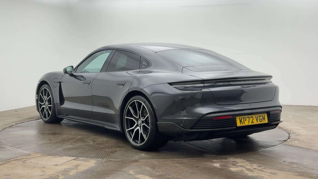 Used Porsche Taycan 2022 for sale - 76447075: Photo 2