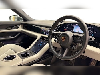 Used Porsche Taycan 2022 for sale - 76447075: Photo