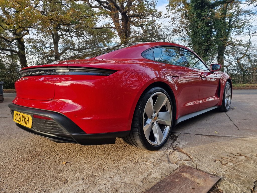 Used Porsche Taycan 2021 for sale - 76593482: Photo 16