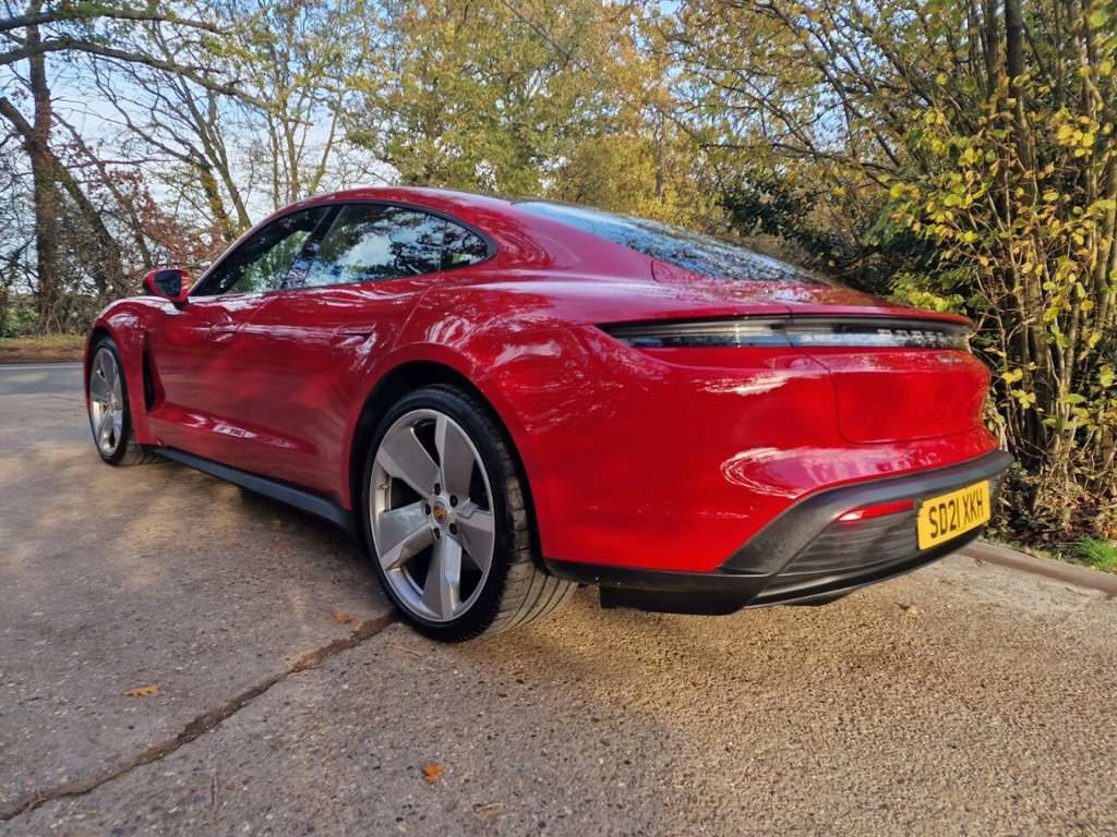 Used Porsche Taycan 2021 for sale - 76593482: Photo 17