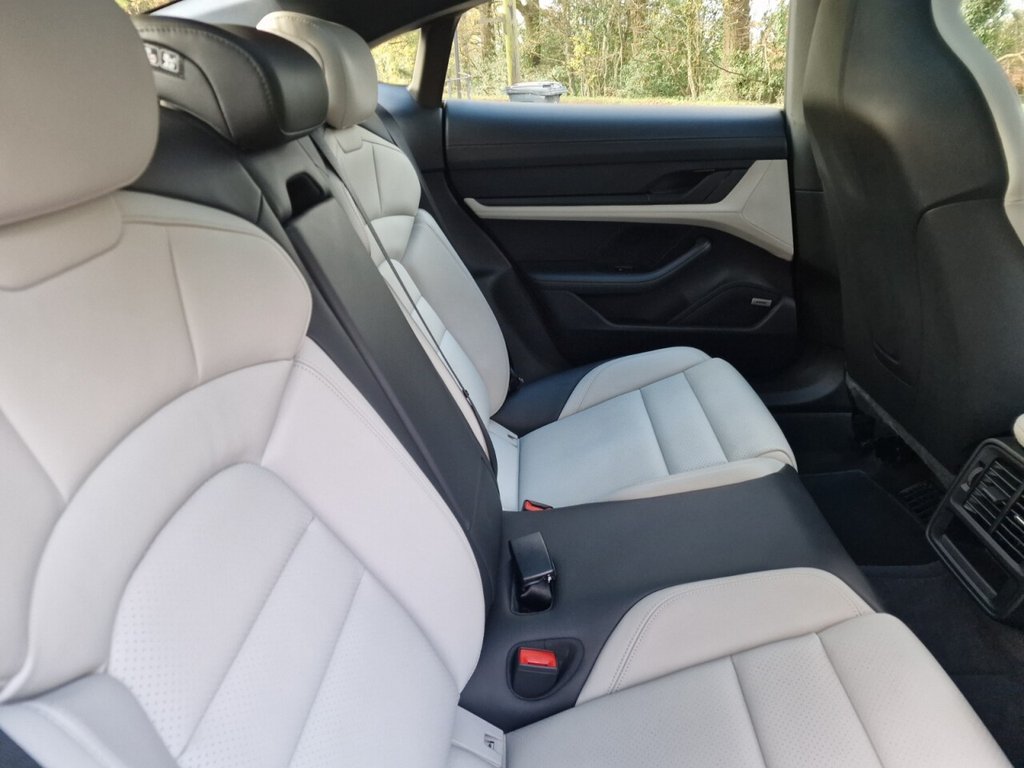 Used Porsche Taycan 2021 for sale - 76593482: Photo 29