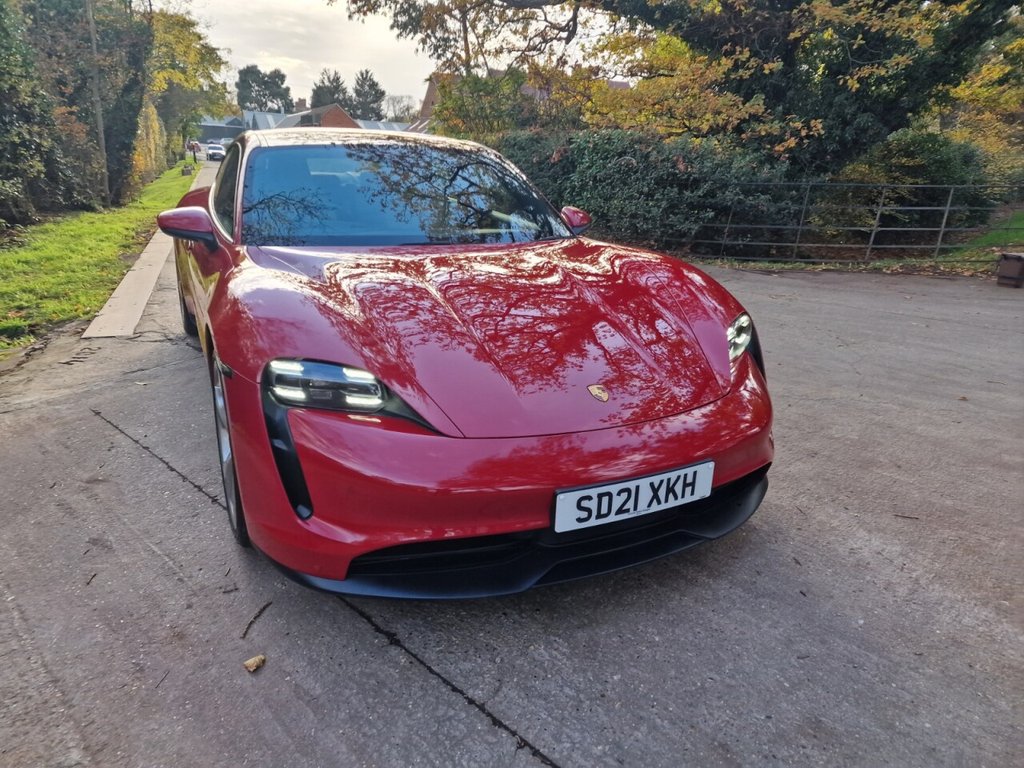 Used Porsche Taycan 2021 for sale - 76593482: Photo 4