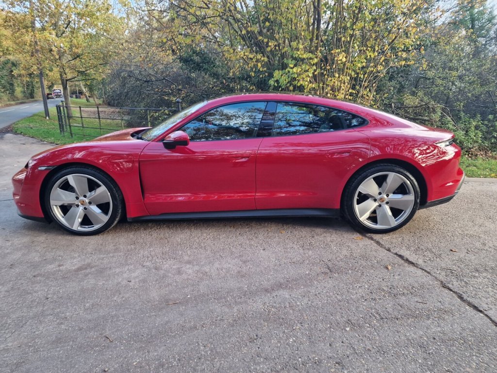 Used Porsche Taycan 2021 for sale - 76593482: Photo 9