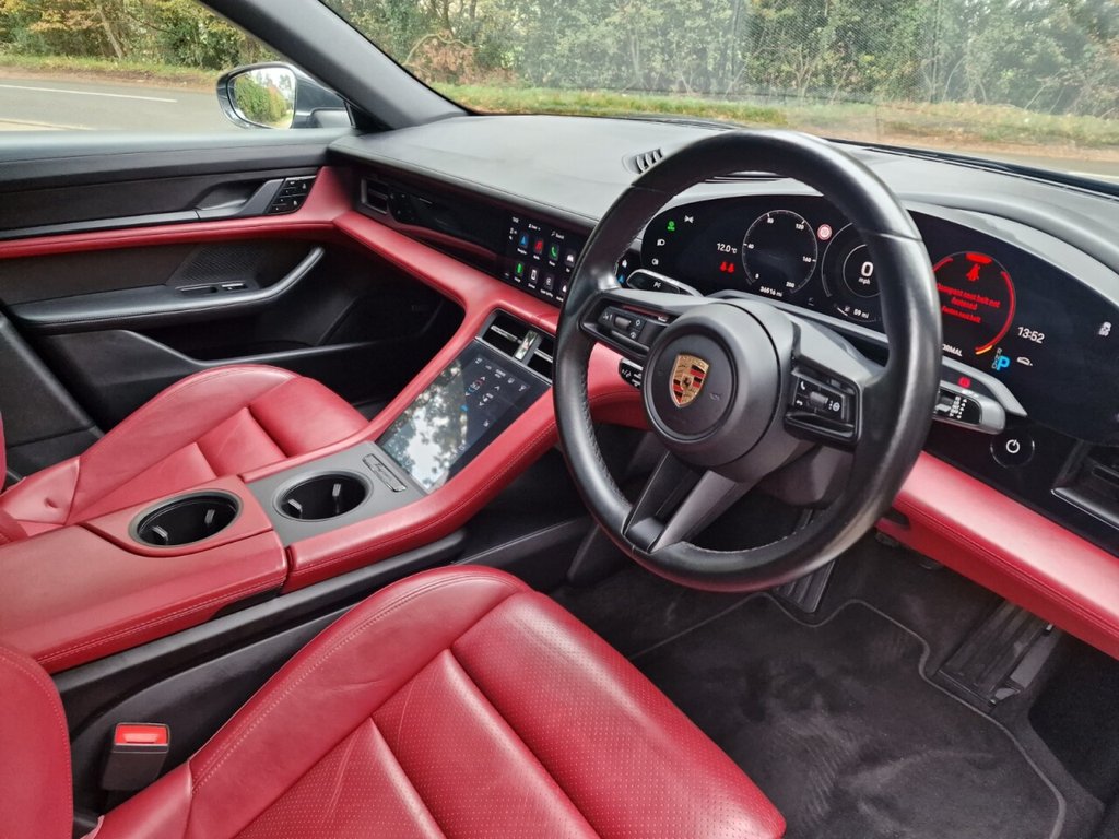 Used Porsche Taycan 2021 for sale - 76323291: Photo 23